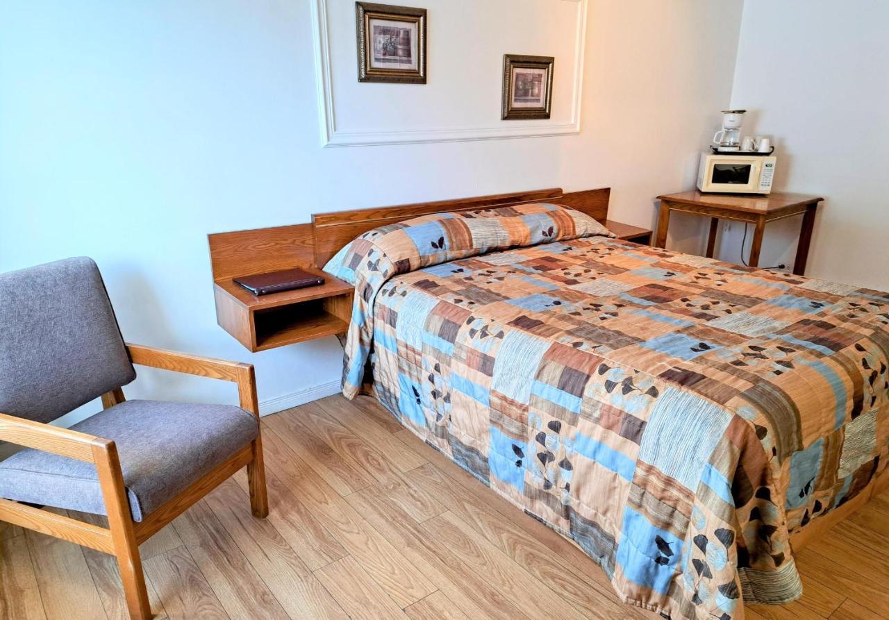 Motel Bonsoir Joliette Eksteriør bilde