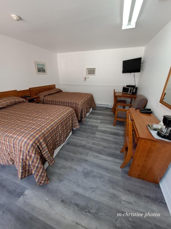 Motel Bonsoir Joliette Eksteriør bilde