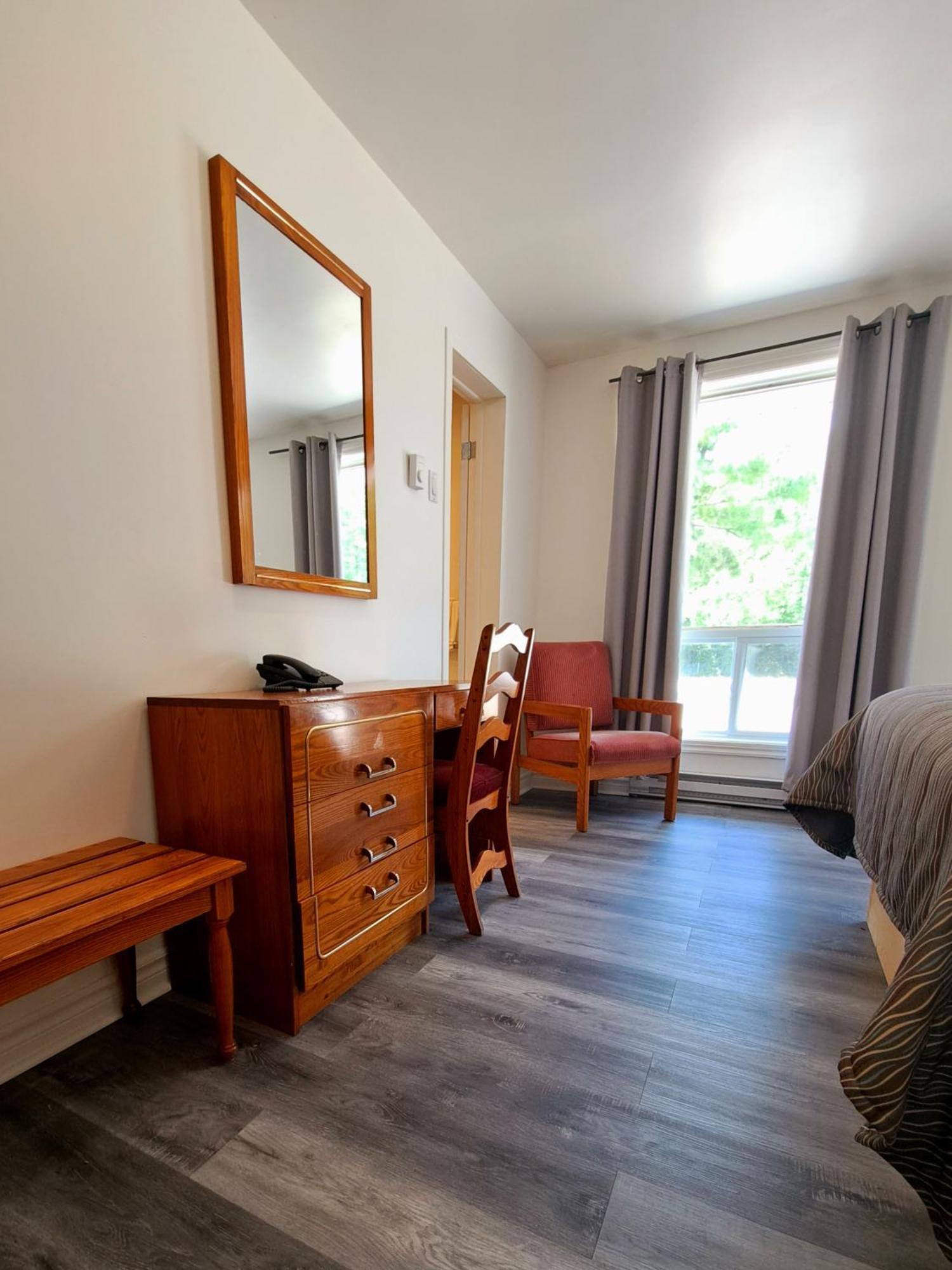 Motel Bonsoir Joliette Eksteriør bilde