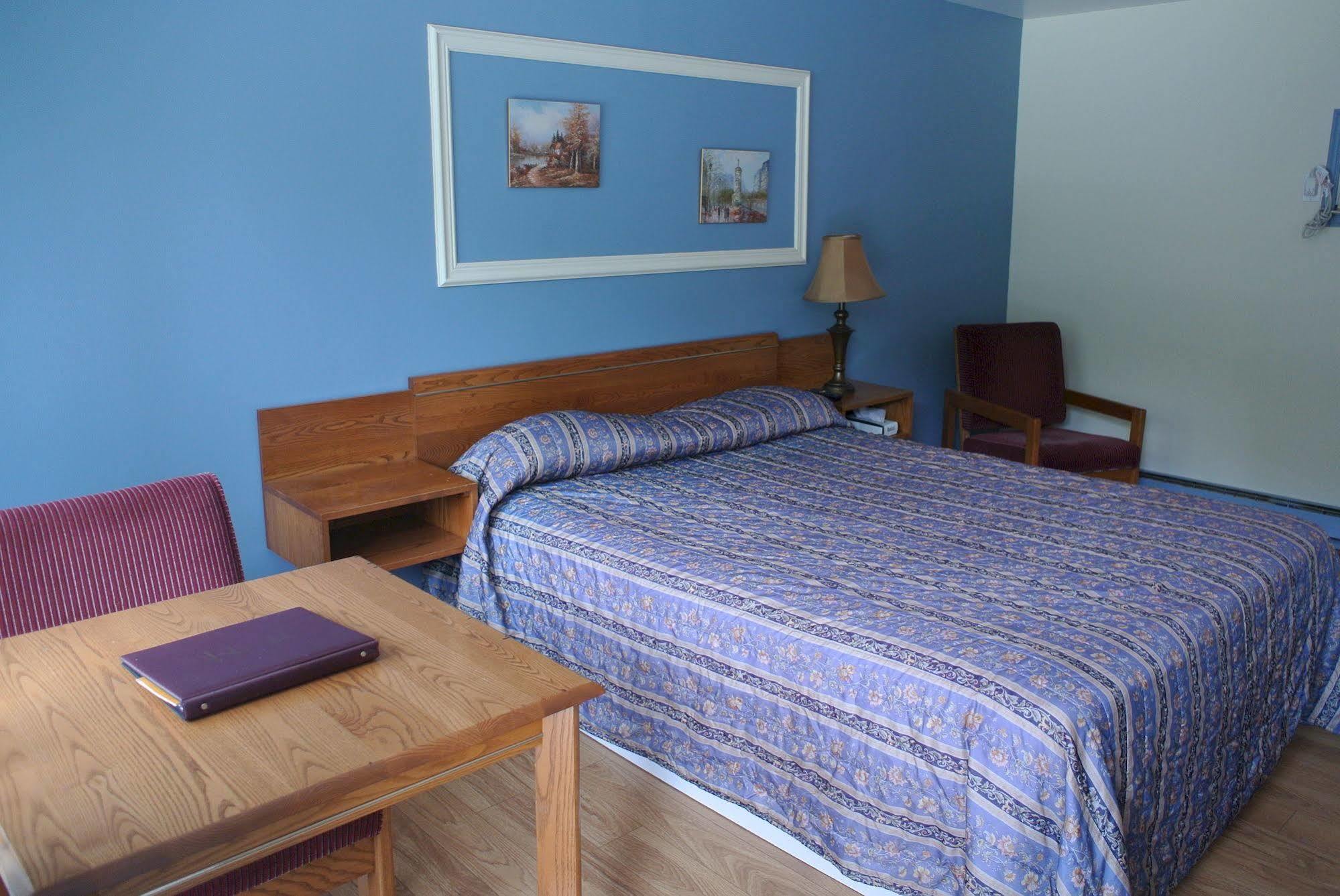 Motel Bonsoir Joliette Eksteriør bilde